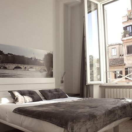 Finestra Su Trastevere - Guest House Rome Buitenkant foto