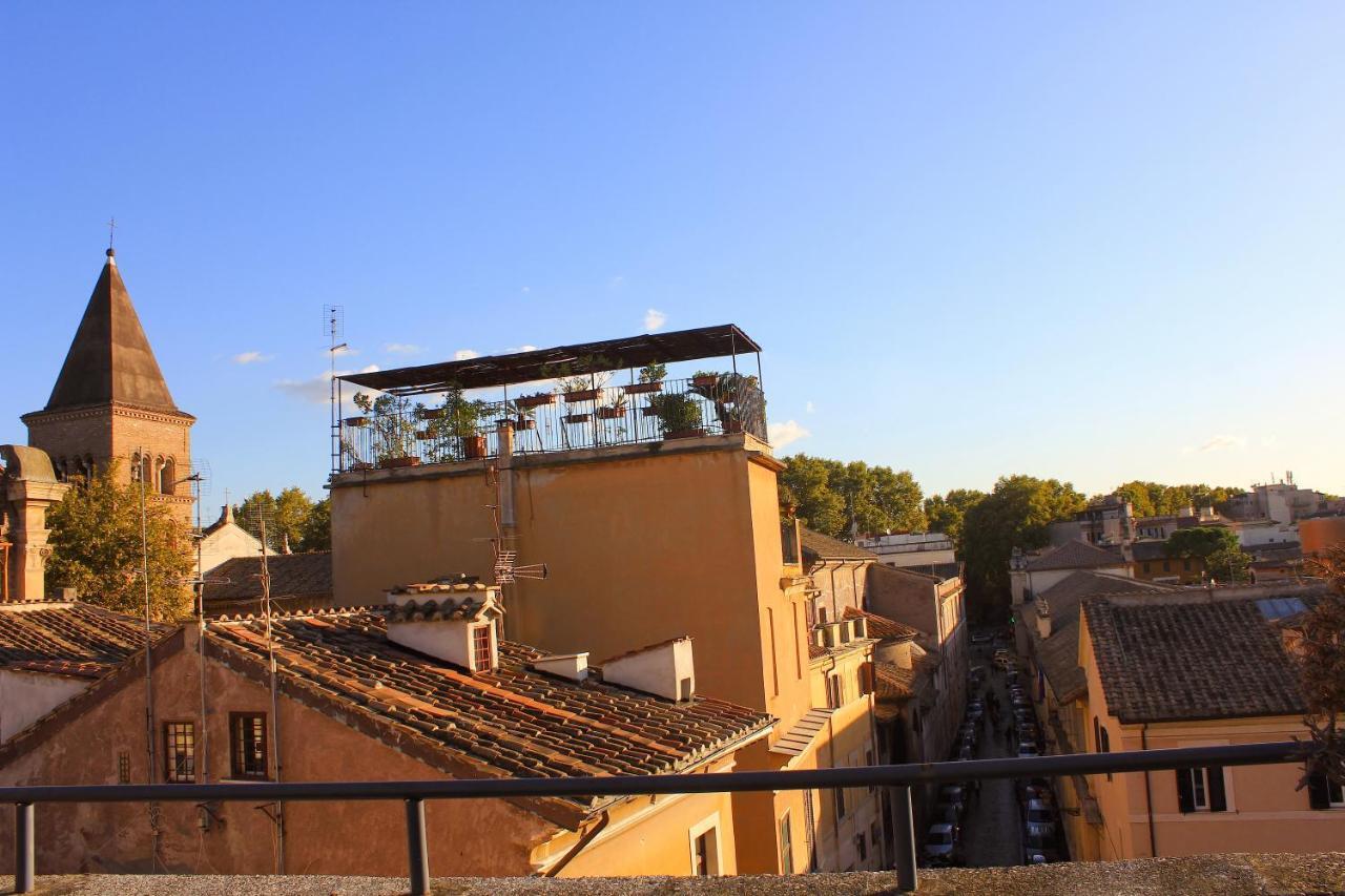 Finestra Su Trastevere - Guest House Rome Buitenkant foto